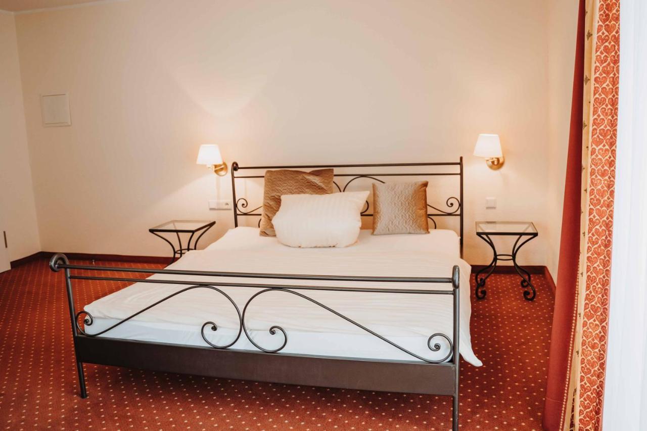 Hotel Am Wallgraben Brilon Eksteriør bilde