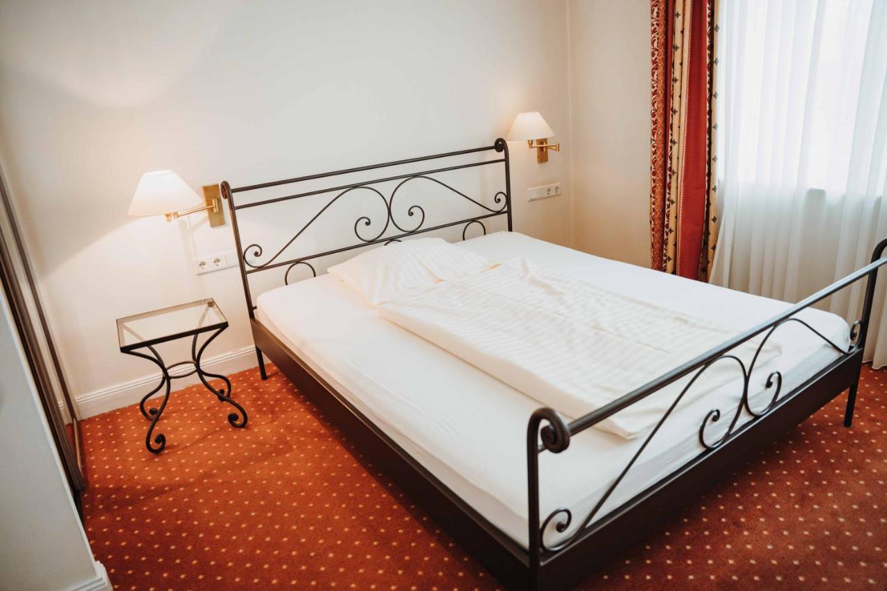Hotel Am Wallgraben Brilon Eksteriør bilde