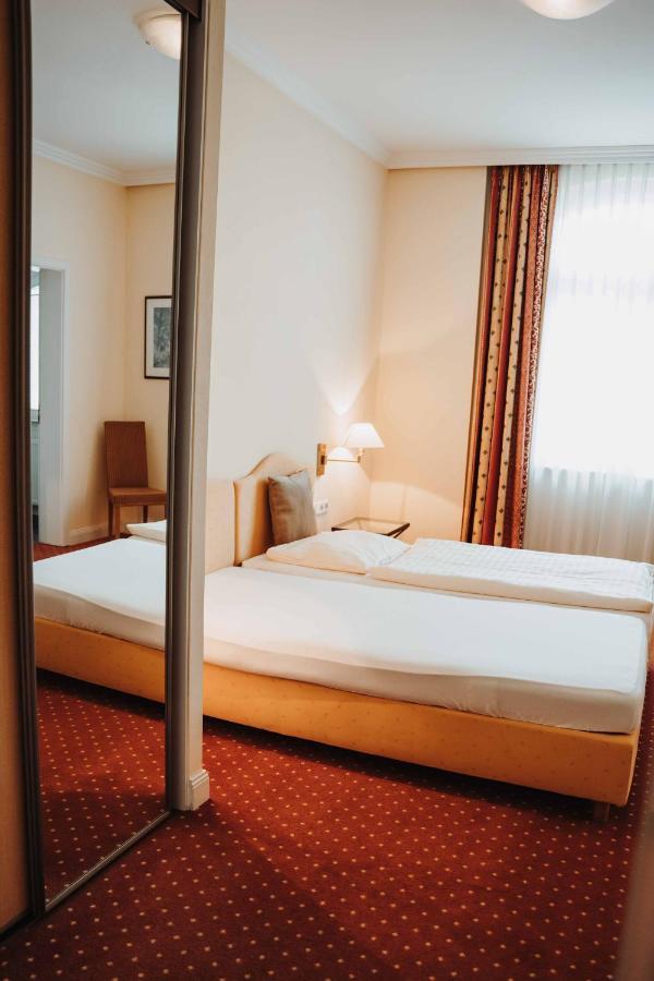 Hotel Am Wallgraben Brilon Eksteriør bilde