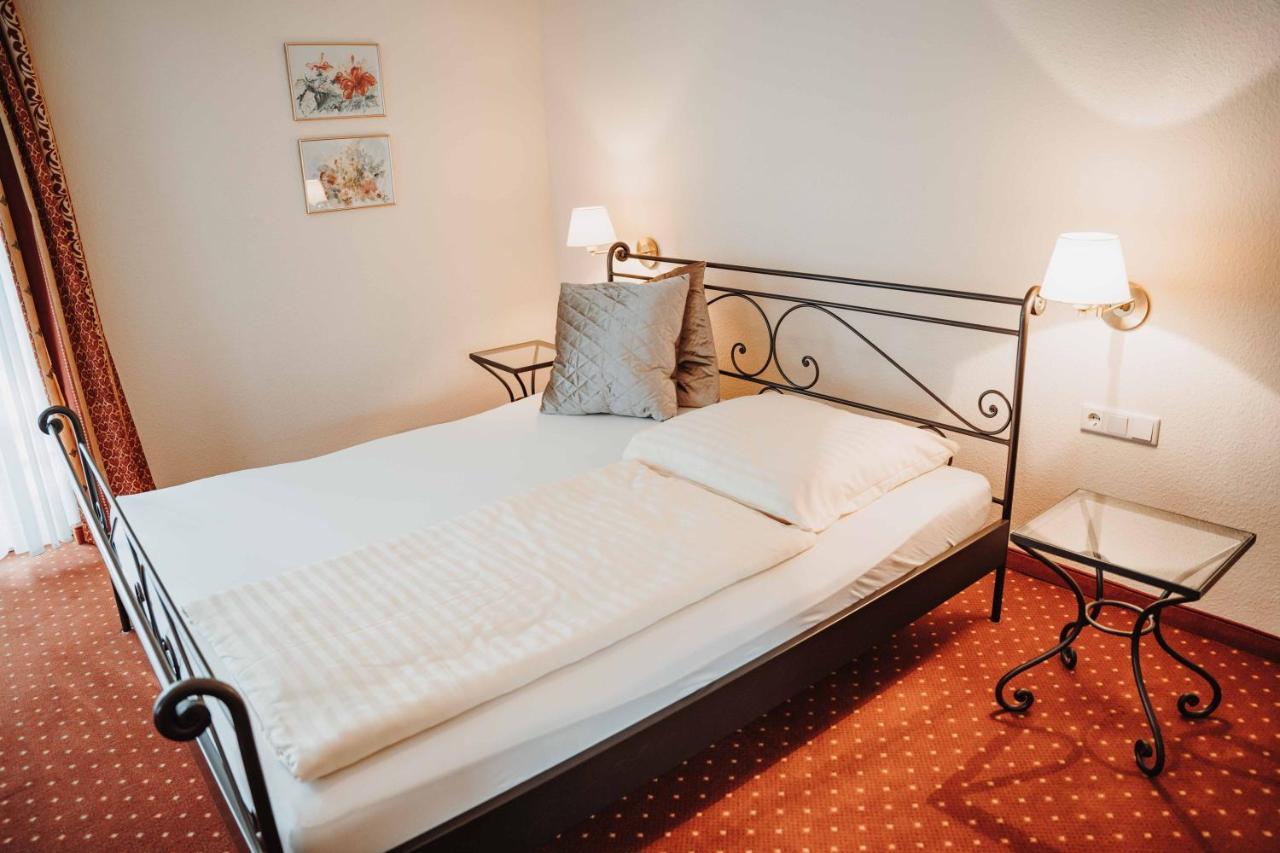 Hotel Am Wallgraben Brilon Eksteriør bilde